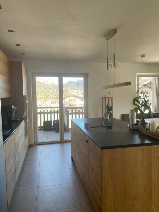 Wunderschoenes 4 Zimmer Apartment Mit Seeblick Bad Wiessee Ngoại thất bức ảnh